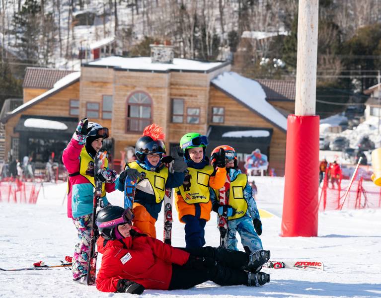 Sommet Olympia Ecole Glisse Enfant Famille Ami Cours