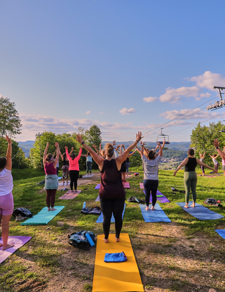 Hiking x Yoga