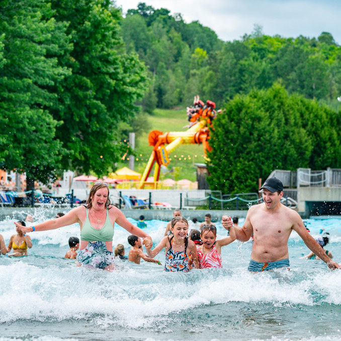 Sommets Saint Sauveur Ete Parc Aquatique Famille Vacances Piscine Waterpark