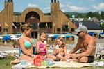 Water park : a short guide for knowledgeable visitors 