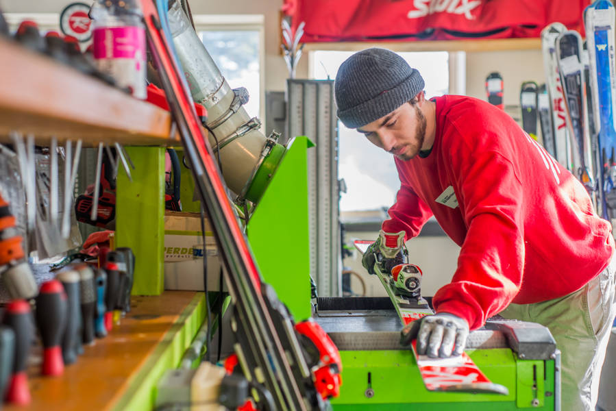 Sommet Saint Sauveur Atelier Interieur Reparation