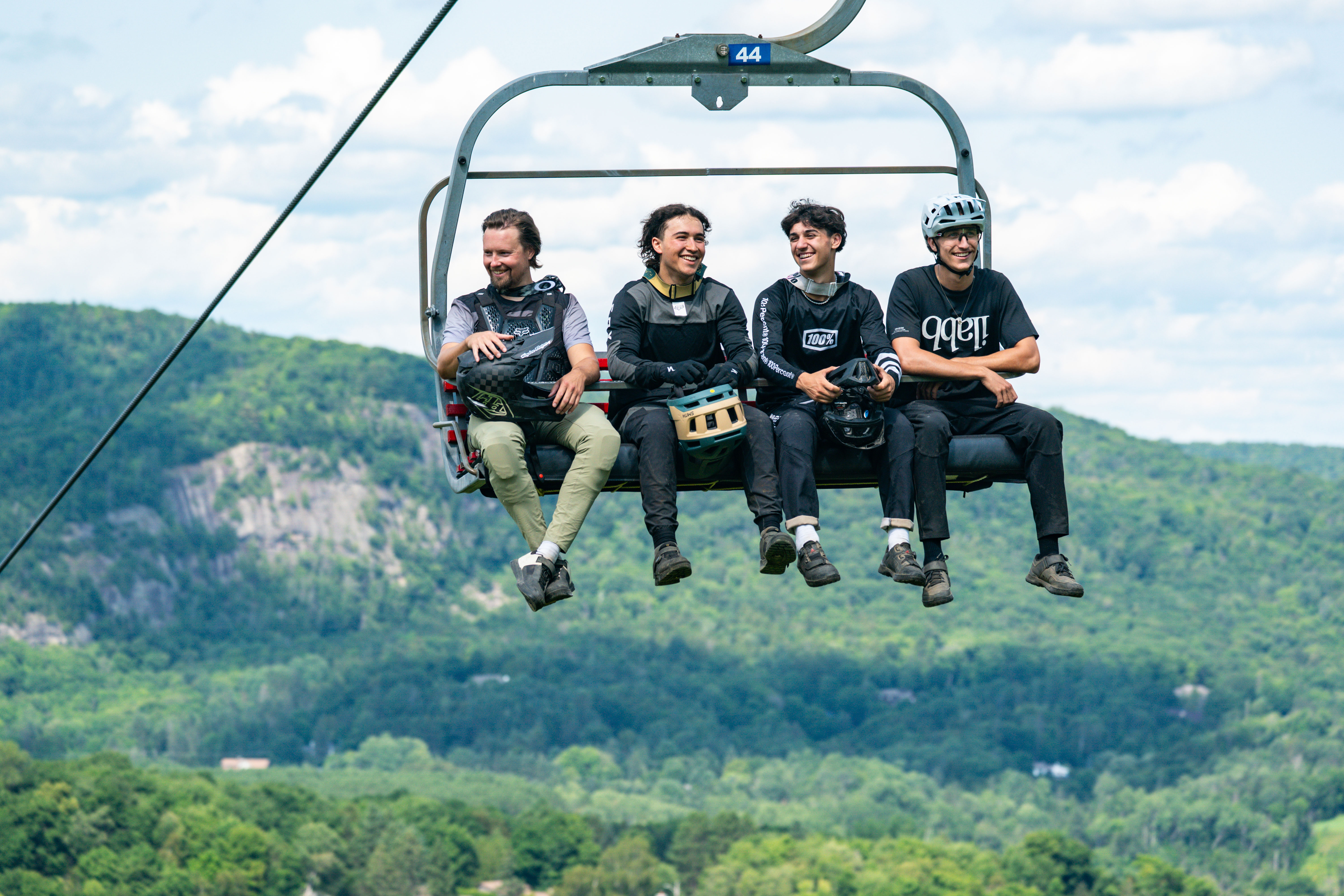 Sommet Saint Sauveur Versant Avila Chaise Velo Jeune Adulte