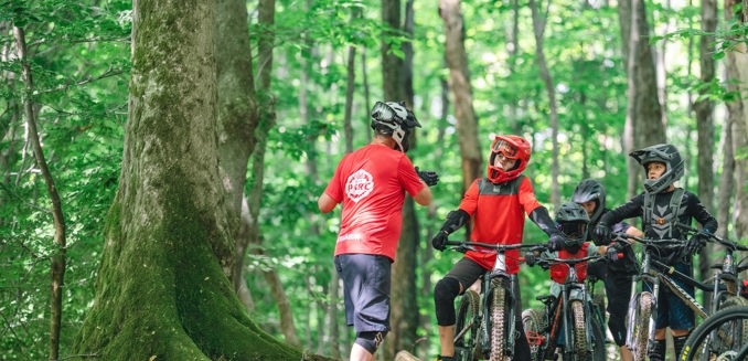 Sommet Saint Sauveur Parc Velo Instructeur