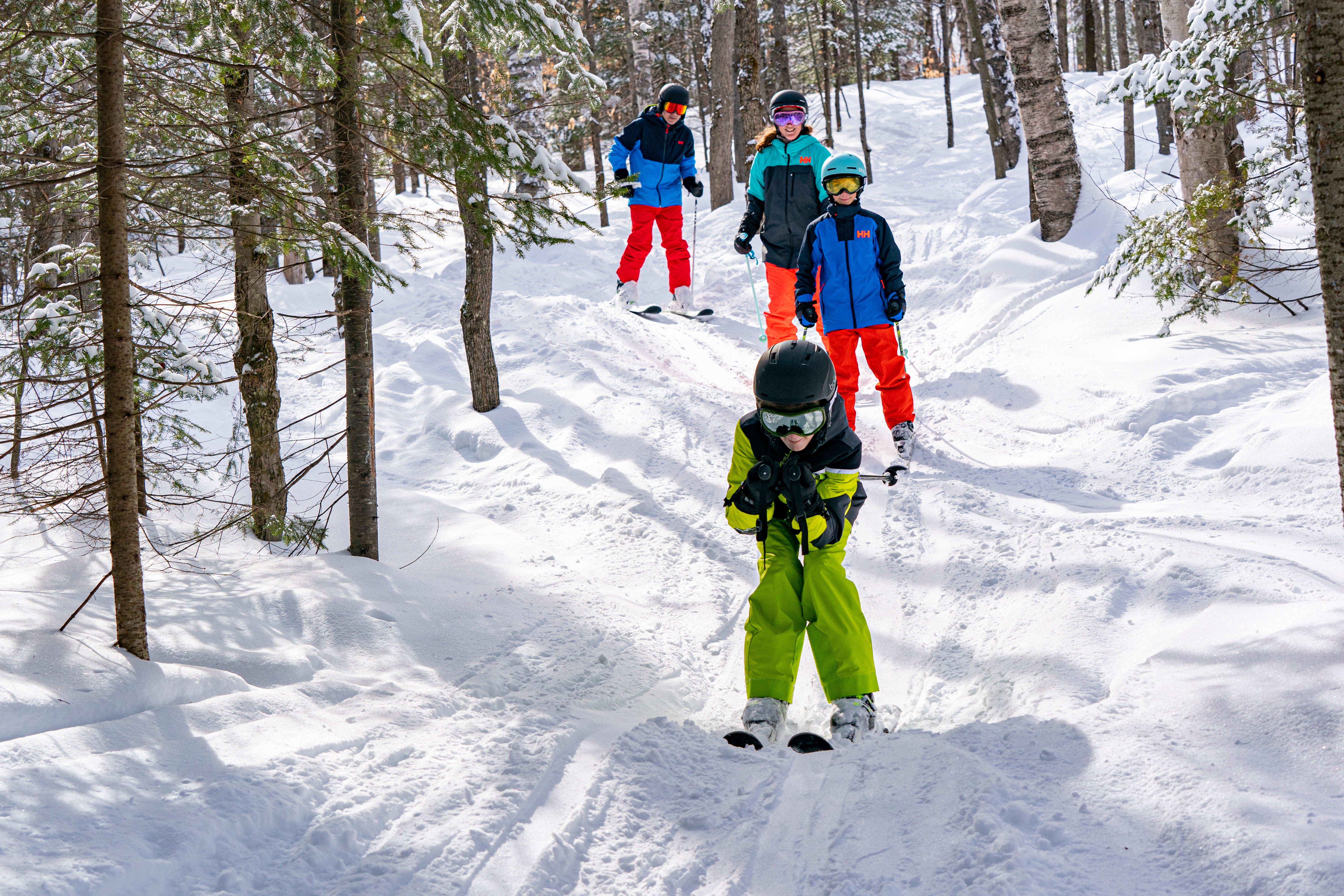 Sommet Saint Sauveur Ski Hiver Famille Vacances Sous Bois Neige Enfant