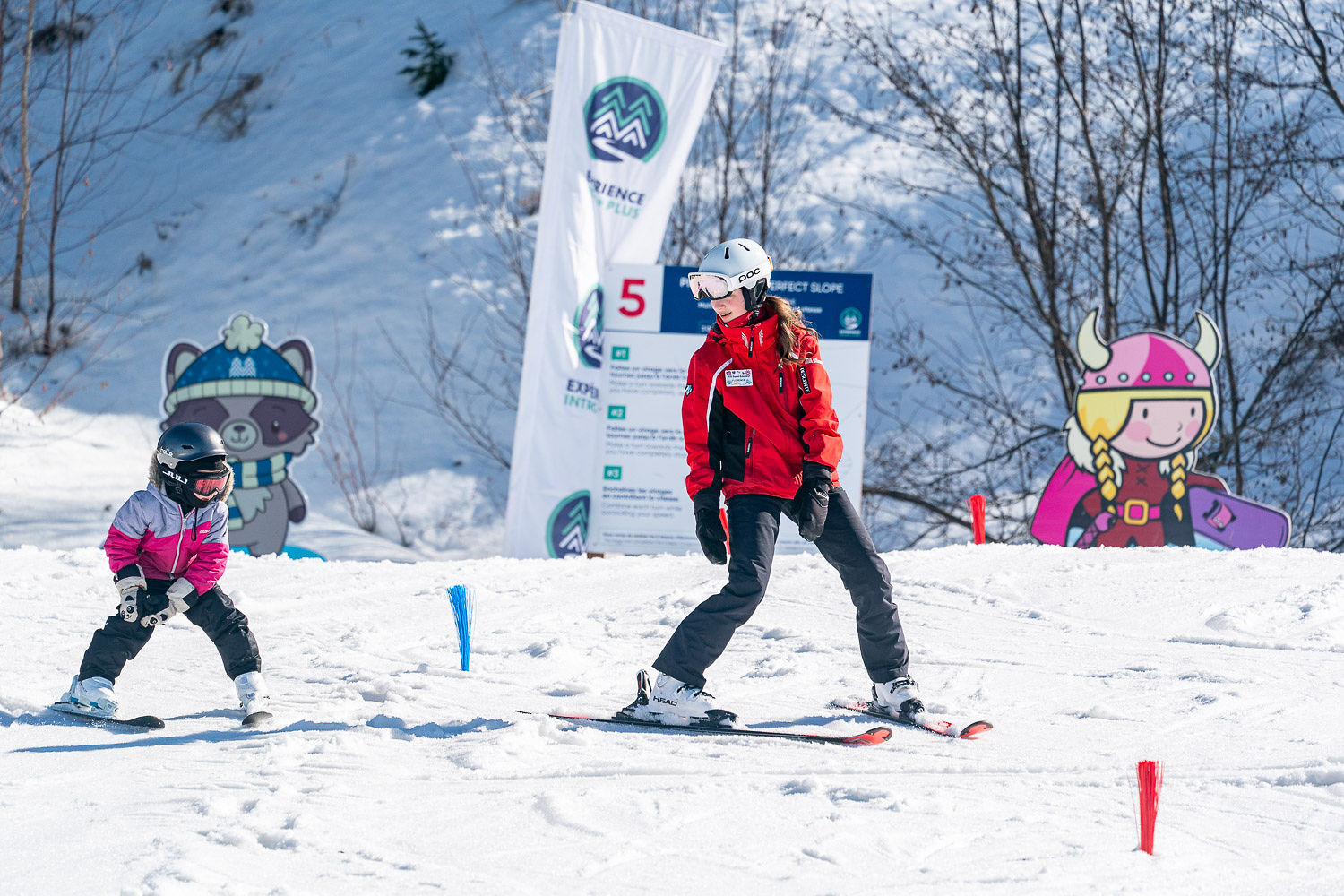 Sommet Saint Sauveur Moniteur Eleve Zone Cour Enfant