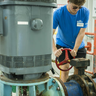 Sommets Saint Sauveur Emploi Laurentides Etudiant Student Job Laurentians Operations Mecanicien