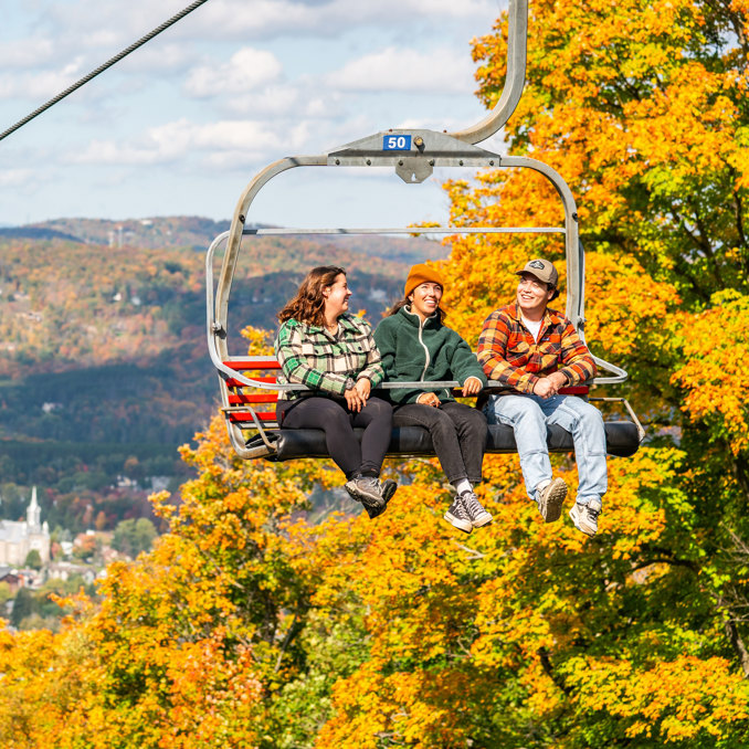 Sommet Saint Sauveur Automne Telesiege Couleurs Feuilles Arbres Amis Laurentides